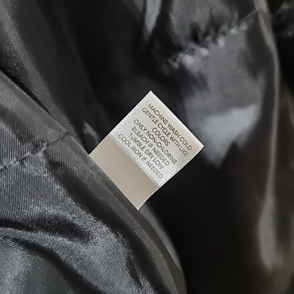 CHRISTOPHER & BANKS Medium Vest Faux fur trimmed Black White New! QUALITY - Picture 8 of 10